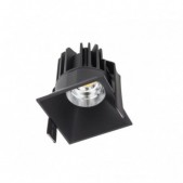 6,2/8,9W LED įleidžiamas...