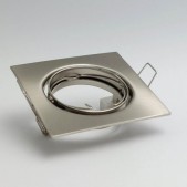 Įleidžiamas šviestuvas...