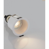 Įleidžiamas šviestuvas...