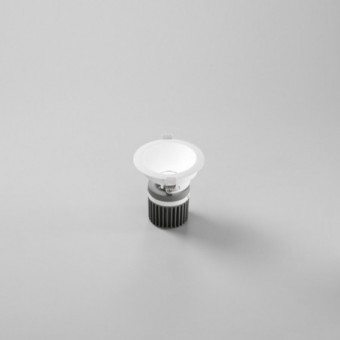 9,5W LED įleidžiamas...