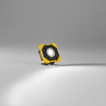 10W LED įkraunamas...