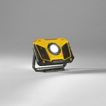 15W LED įkraunamas...